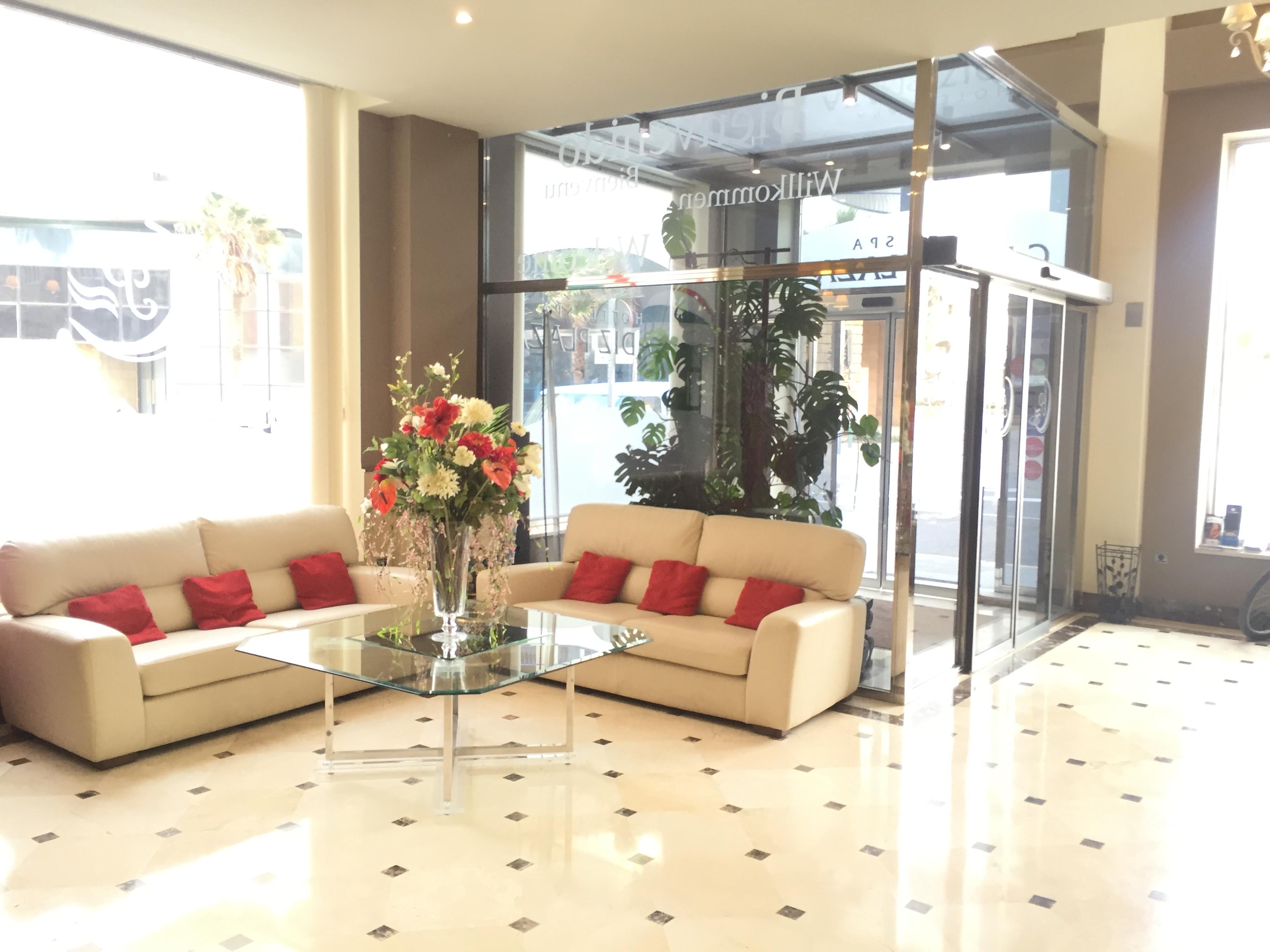 Hotel Plaza 4*