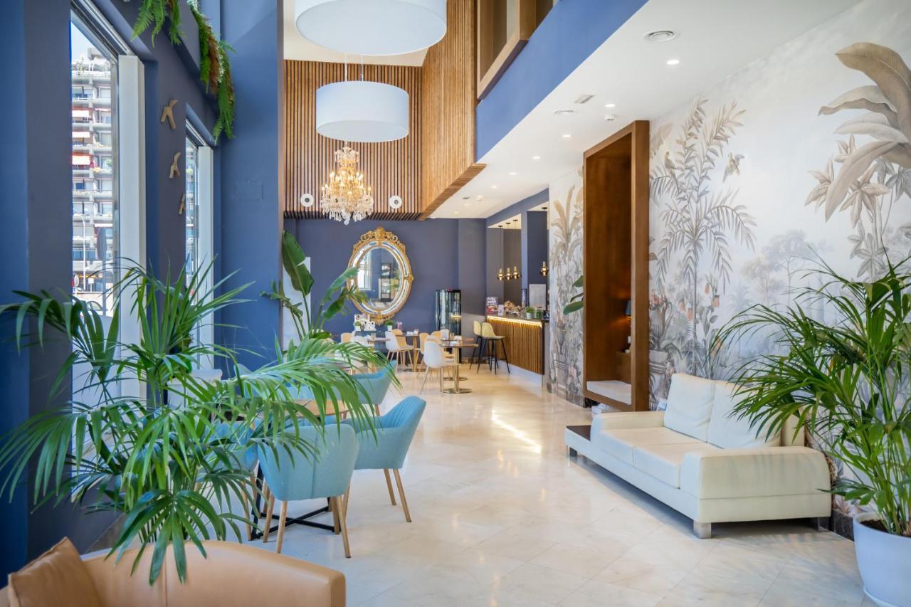 Hotel Plaza Cadice